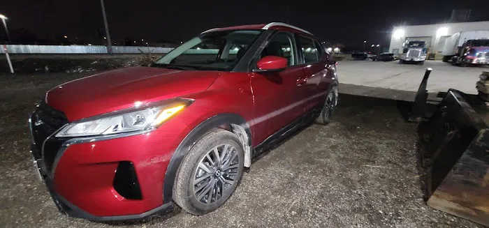 Car Wash & Laundromat Picture 5