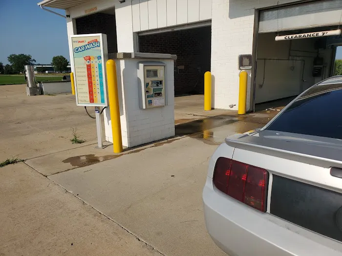 Car & Truck wash Picture 1