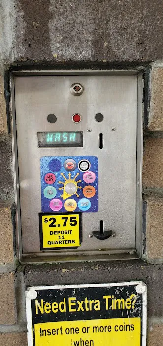 Gorilla Car Wash Picture 2