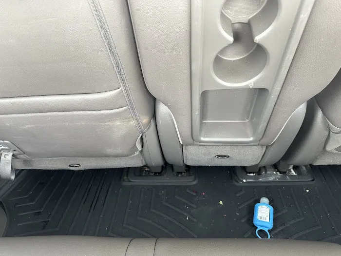 Parkway Auto Laundry Picture 3