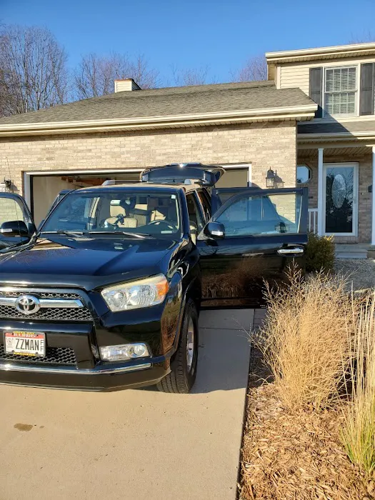 Parkway Auto Laundry Picture 1