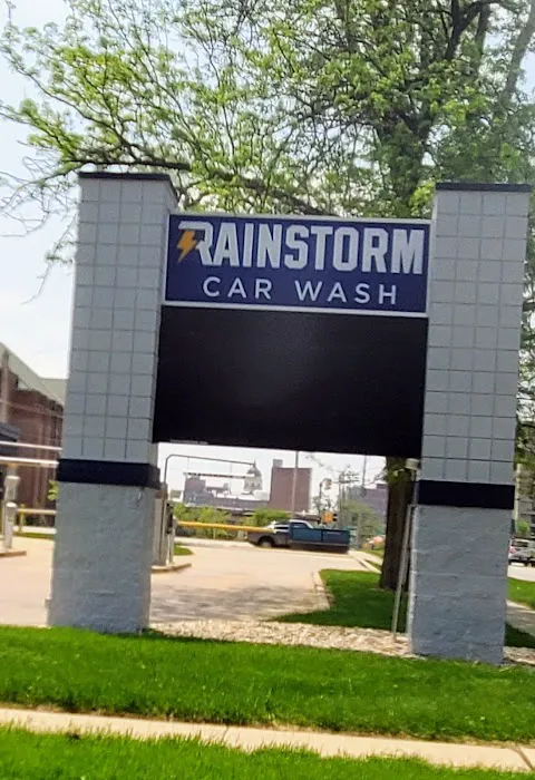 Rainstorm Car Wash Picture 7
