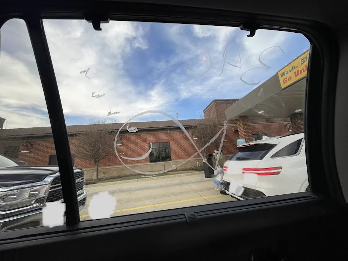 Crew Carwash Picture 9