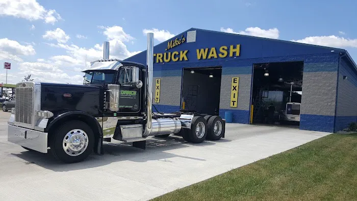 Mike's Five Star Truck Wash Picture 2