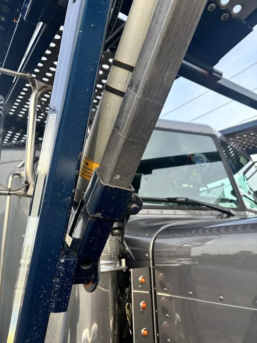 Mike's Five Star Truck Wash Picture 6