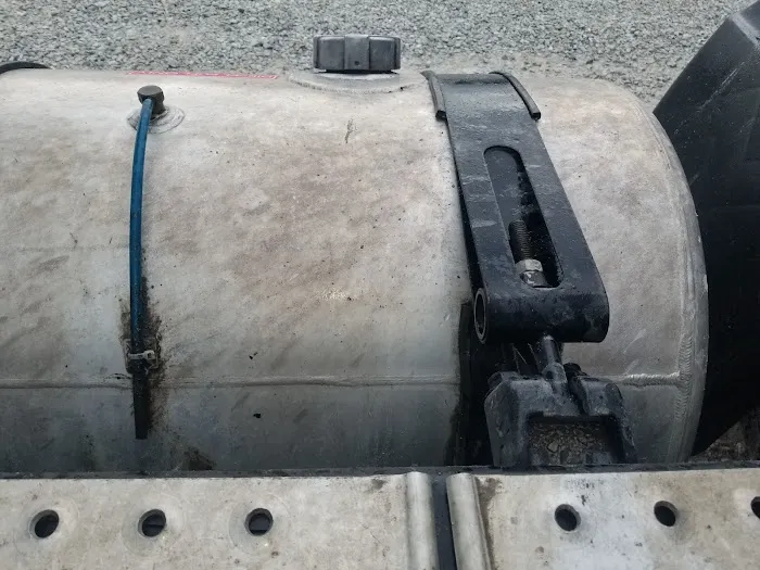 Mike's Five Star Truck Wash Picture 8