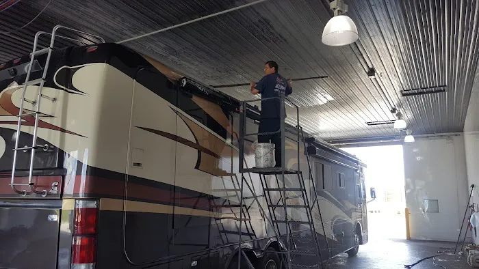 Mike's Five Star Truck Wash Picture 10