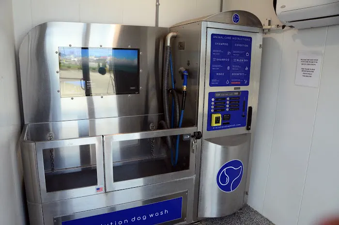 Key Car Wash Picture 3