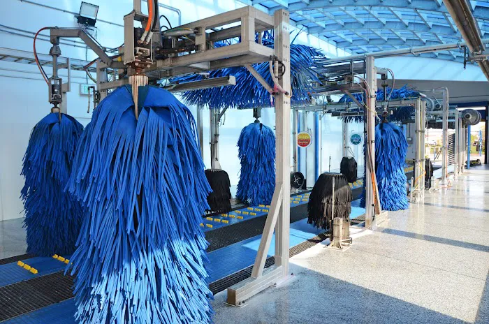 Key Car Wash Picture 9