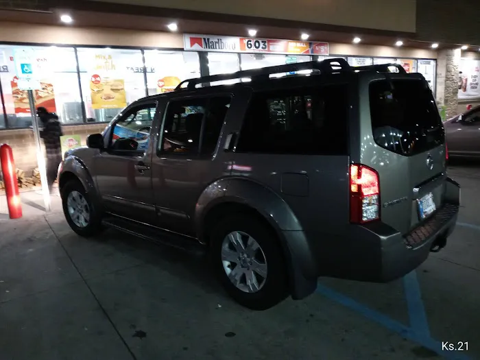 Crew Carwash Picture 6