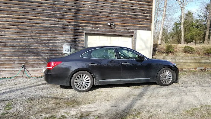 Clean-N-Go Car Wash Picture 3