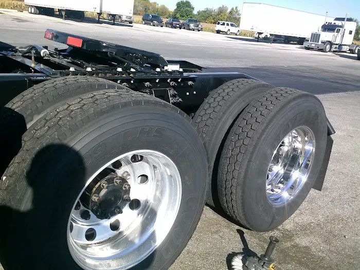 First Class Truck Wash Picture 5