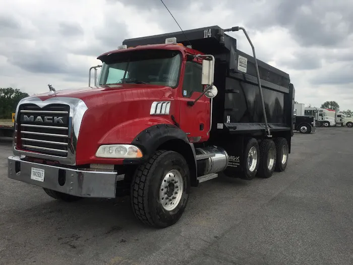 First Class Truck Wash Picture 10