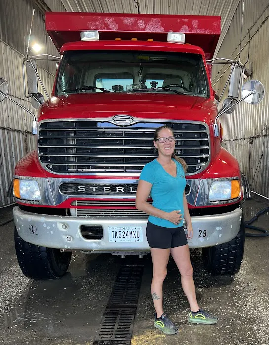 First Class Truck Wash Picture 9