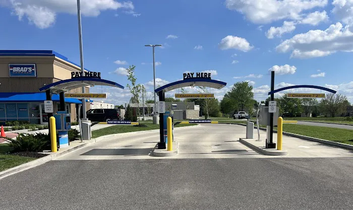 Brad's Car Wash Franklin Picture 2