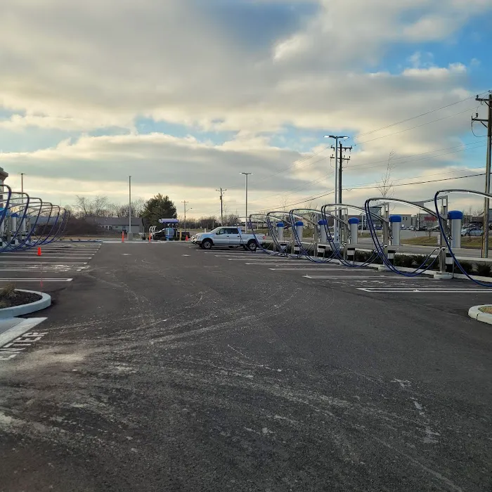 Brad's Car Wash Franklin Picture 9