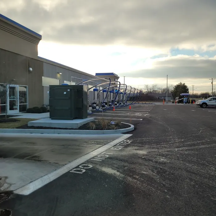 Brad's Car Wash Franklin Picture 8