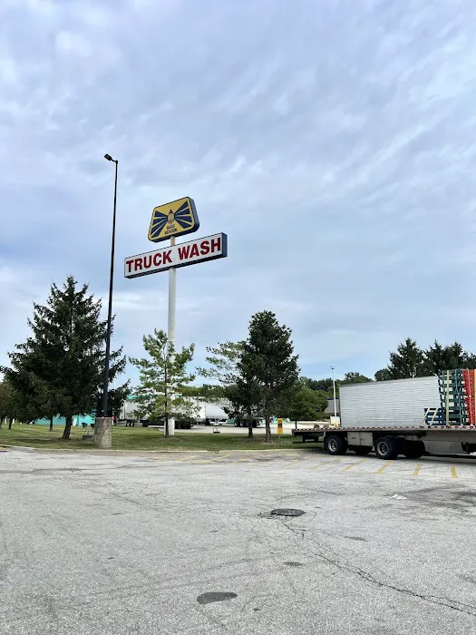 Blue Beacon Truck Wash of Whiteland, IN Picture 7