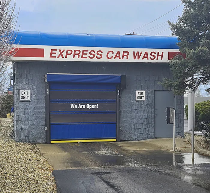 Express Car Wash Picture 3