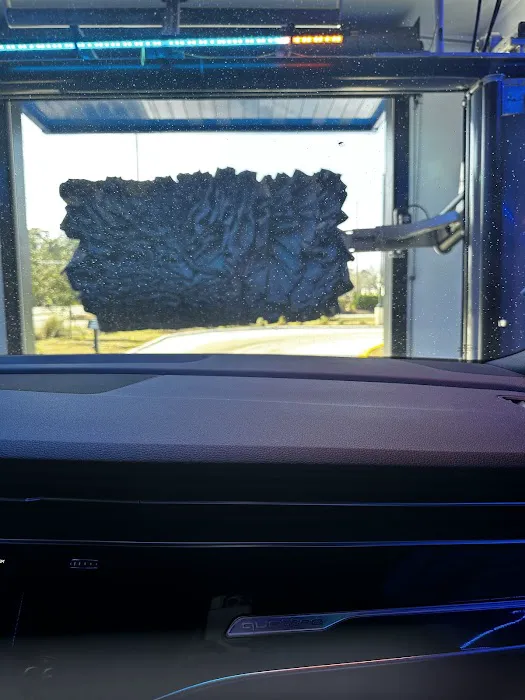 Express Car Wash Picture 7