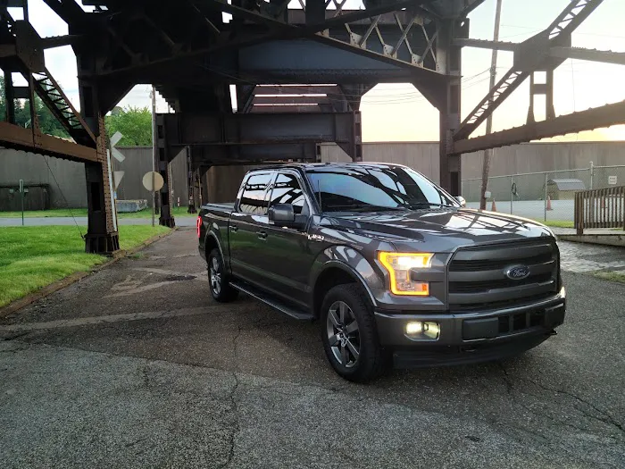 Crew Carwash Picture 6