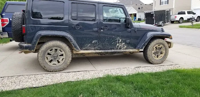Crew Carwash Picture 10