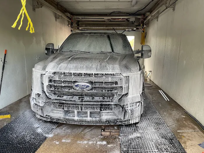 Five Star Hand Car Wash Picture 3