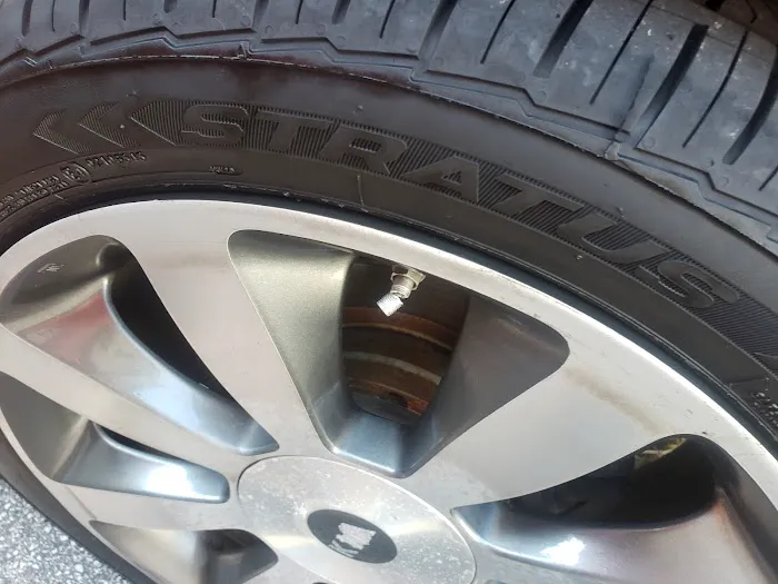 Royal Splash Car Wash Picture 9