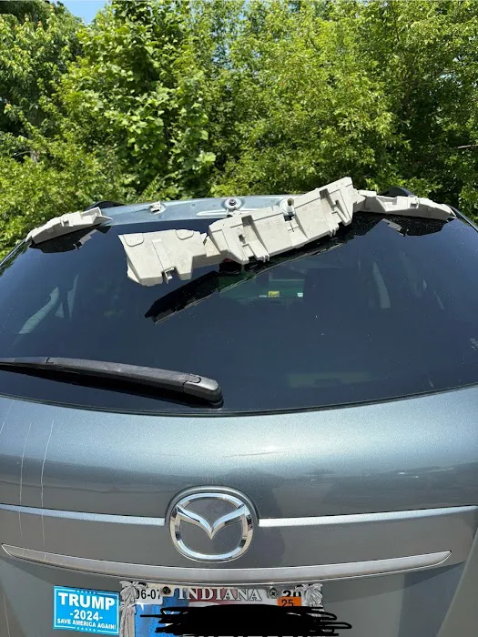 Royal Splash Car Wash Picture 8