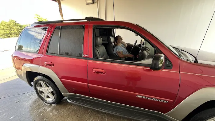 Indy Spotless Auto & Pet Wash Picture 9