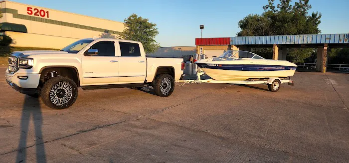 Indy Spotless Auto & Pet Wash Picture 8