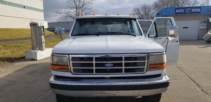 Indy Spotless Auto & Pet Wash Picture 7