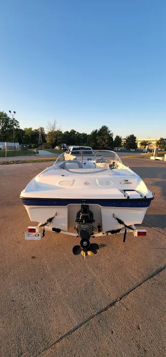 Indy Spotless Auto & Pet Wash Picture 10