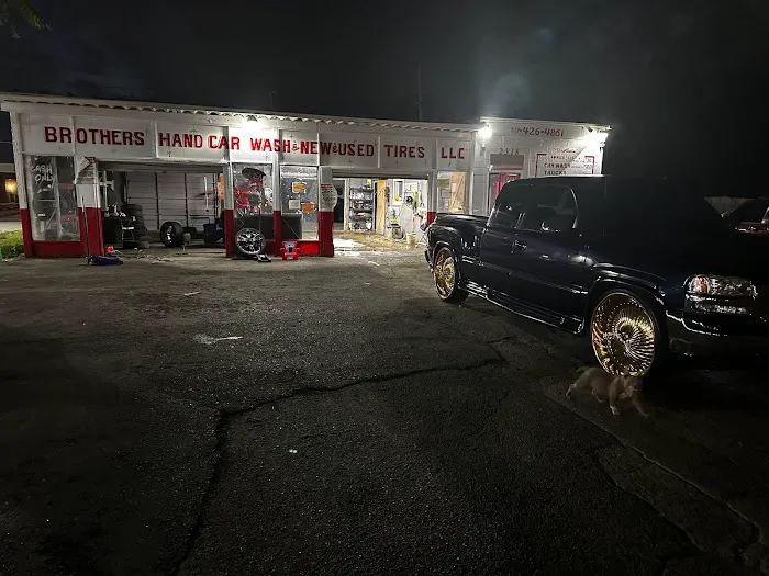 Brothers Hand Carwash & Tires Picture 9