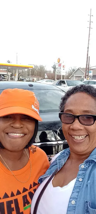 Raybob's Car Wash Picture 1