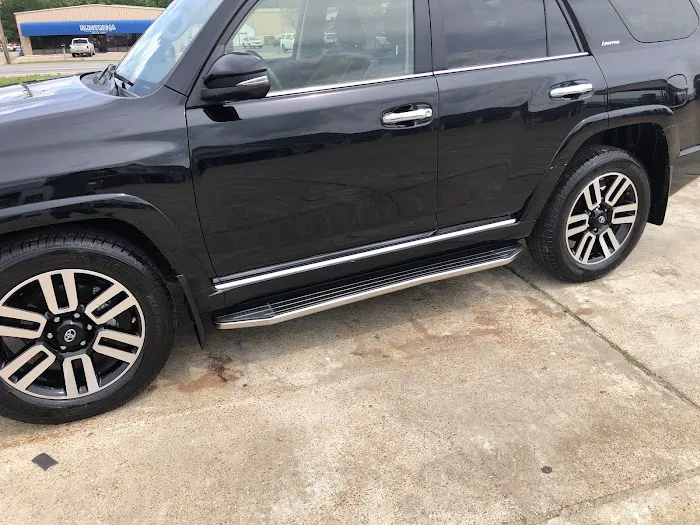 Hill carwash and detail Picture 3