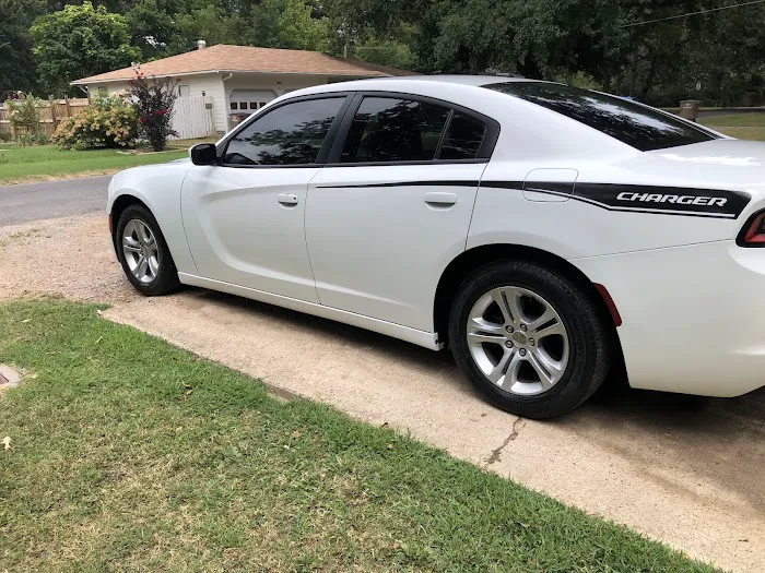 Hill carwash and detail Picture 6