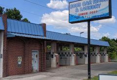 Bud's Car Wash and Laundry photo 3