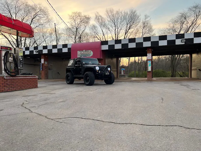 Mt.Pleasant Carwash Picture 2