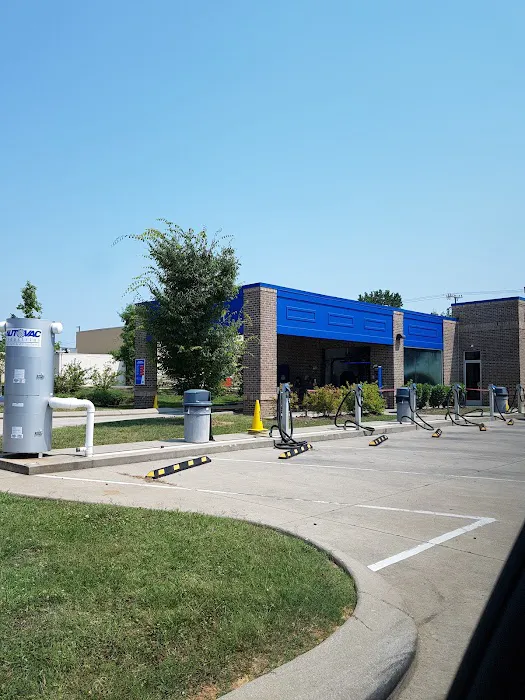 Take 5 Car Wash Picture 8