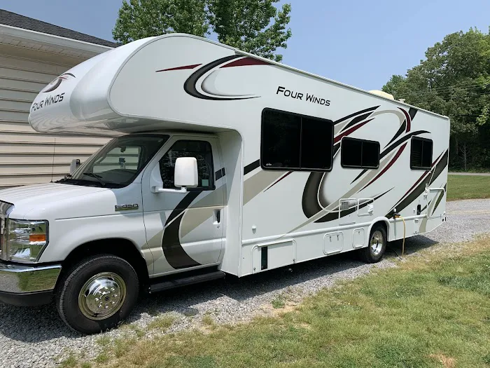 Pride Truck Wash - Franklin Picture 6