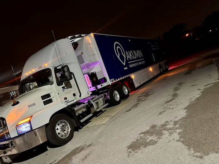 Pride Truck Wash - Franklin Picture 7