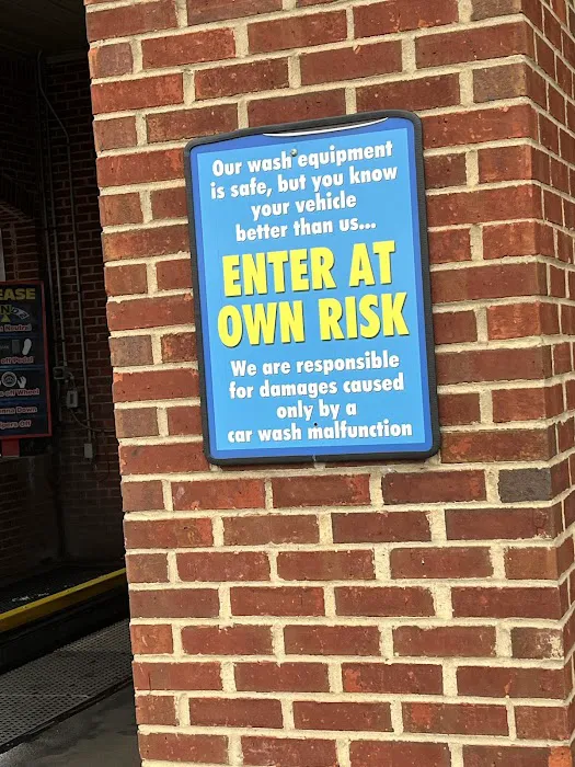 Speedwash Car Wash Picture 1