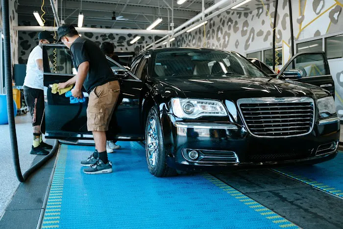 Super Interior Express Picture 3