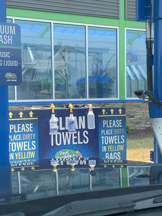 Fast Freddy’s Car Wash Picture 7
