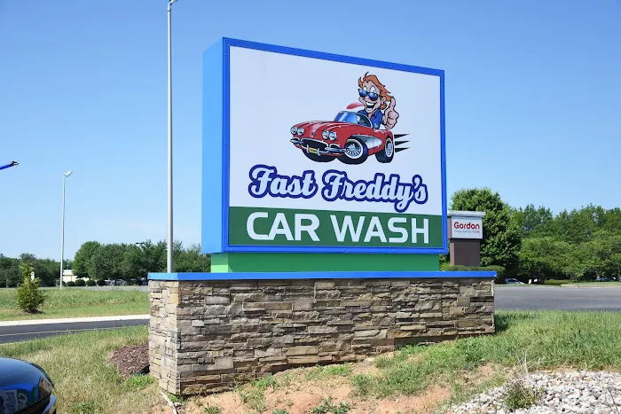 Fast Freddy’s Car Wash Picture 9