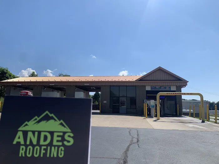 Jacobi's Car Wash Picture 2