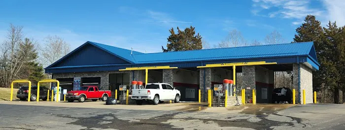 Jacobi's Car Wash Picture 2