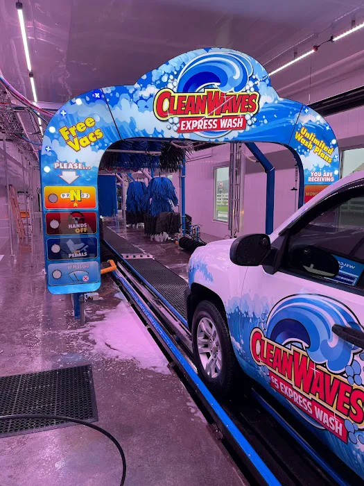 Whistle Express Car Wash Picture 4