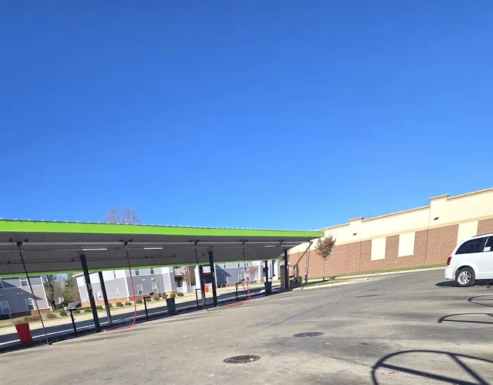 Zips Car Wash Picture 3